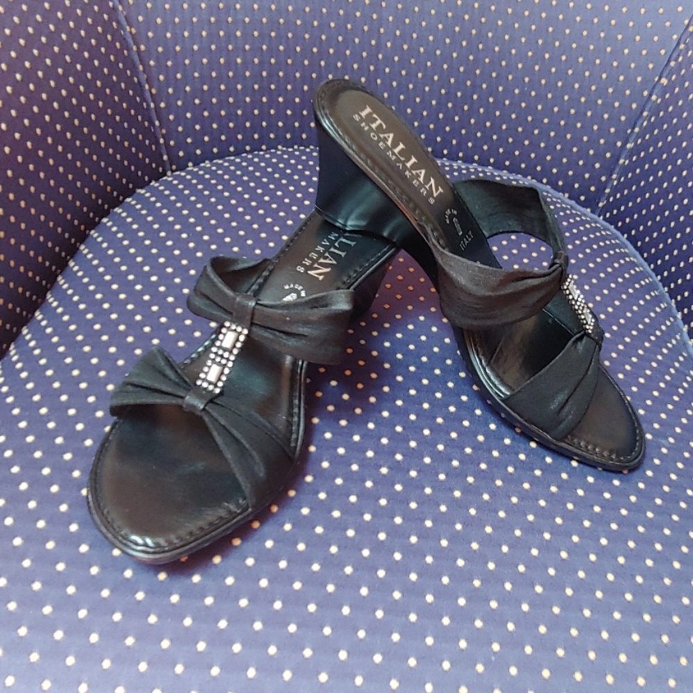 Ladies sandals